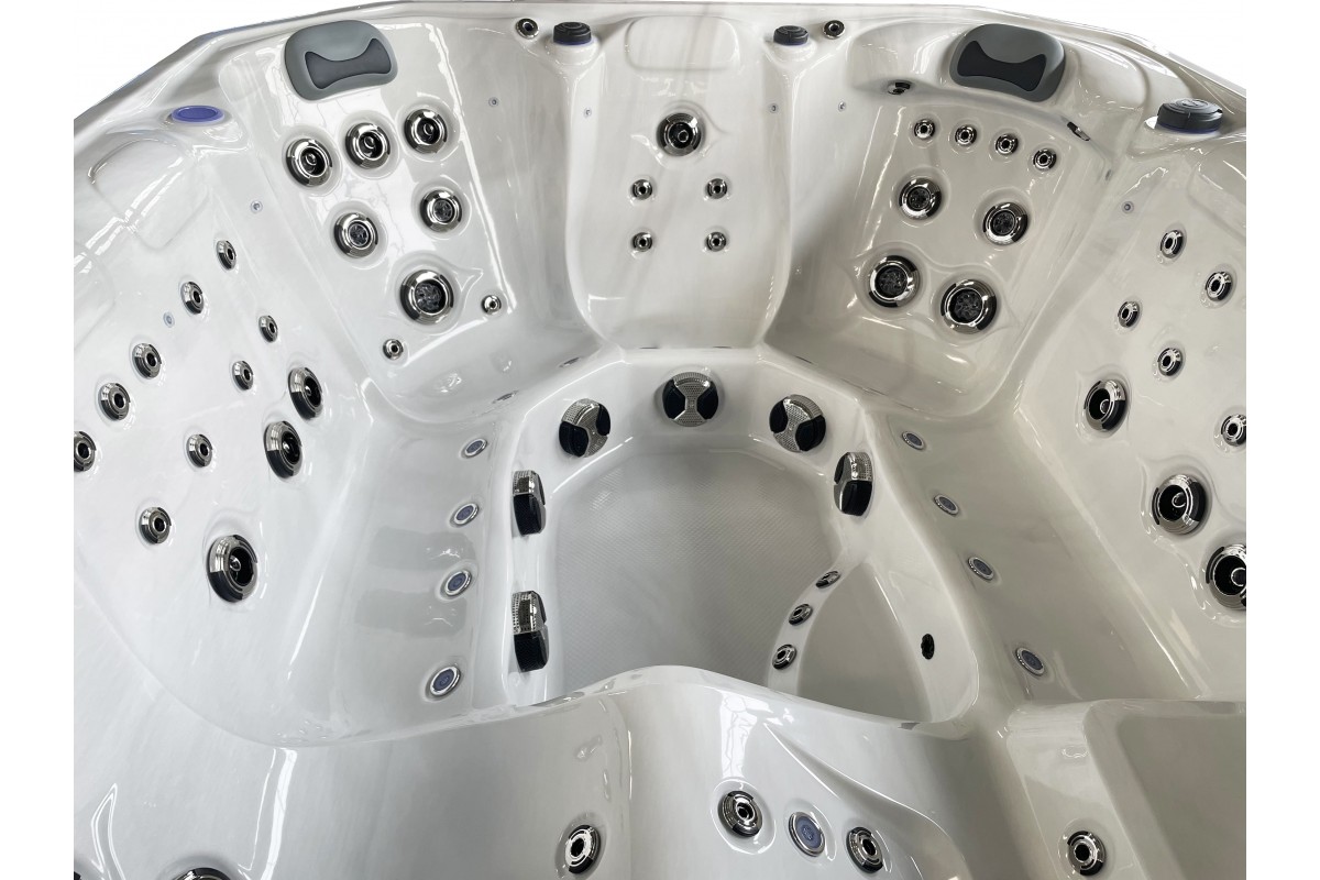 SPA бассейн Superior Spas Premium Maximus (Англия), 260×220×94 см