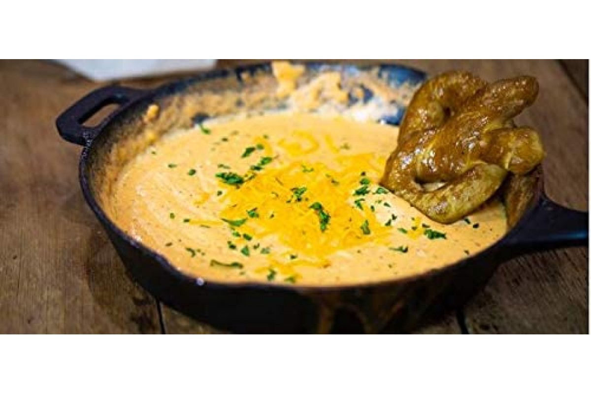 Набор чугунных изделий Pit Boss, 2 сковороды, 1 котел, 2 крышки, кожаная рукавица, 40266