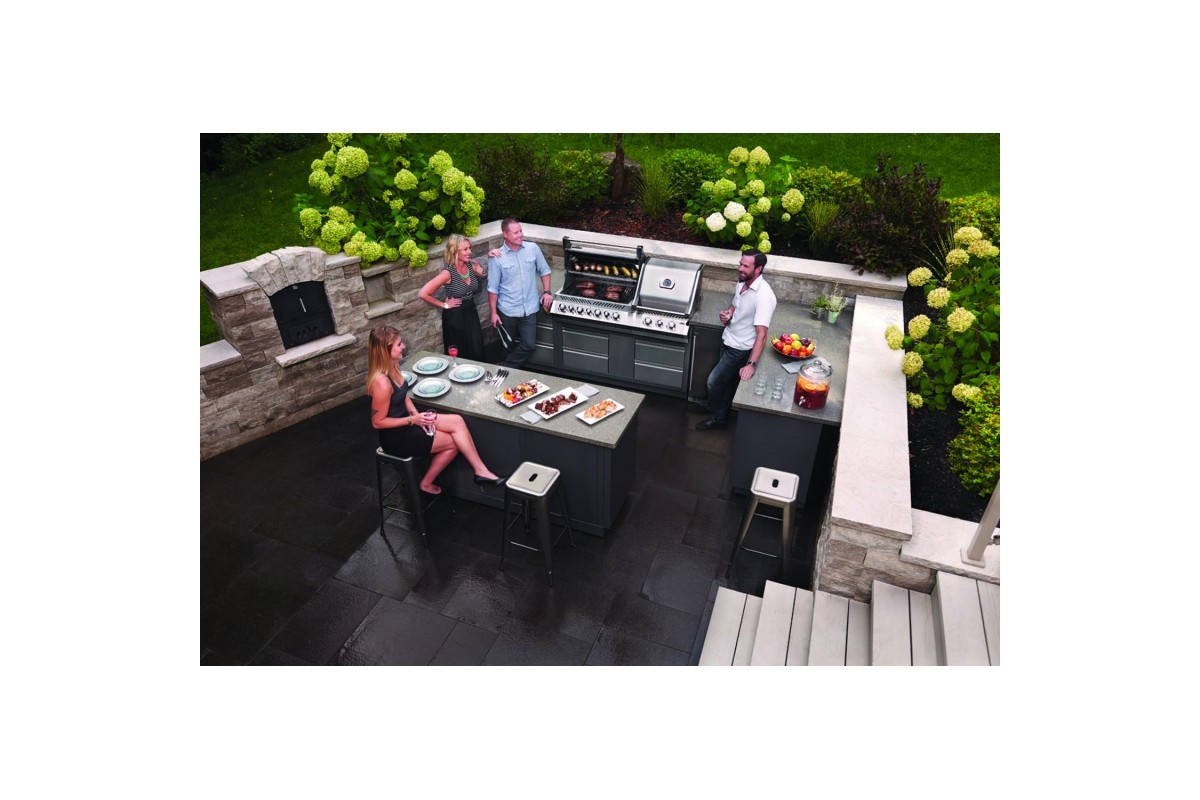 Летняя кухня Napoleon Oasis 300 с газовым грилем BILEX-605 OASIS-300-BILEX-605