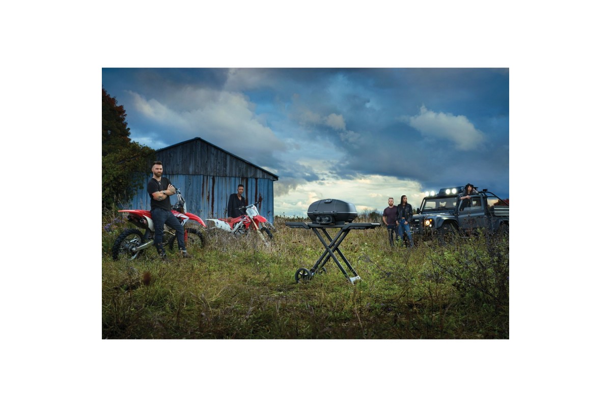 Газовый портативный гриль Napoleon TravelQ PRO285X PHANTOM на подставке, PRO285X-MK-RC-PHM