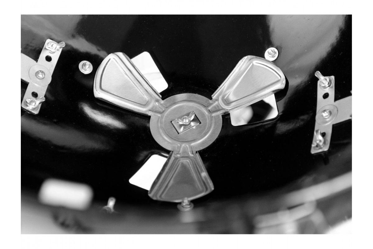 Угольный гриль Kettle Patriot Pro 57 см GRILLI 777325