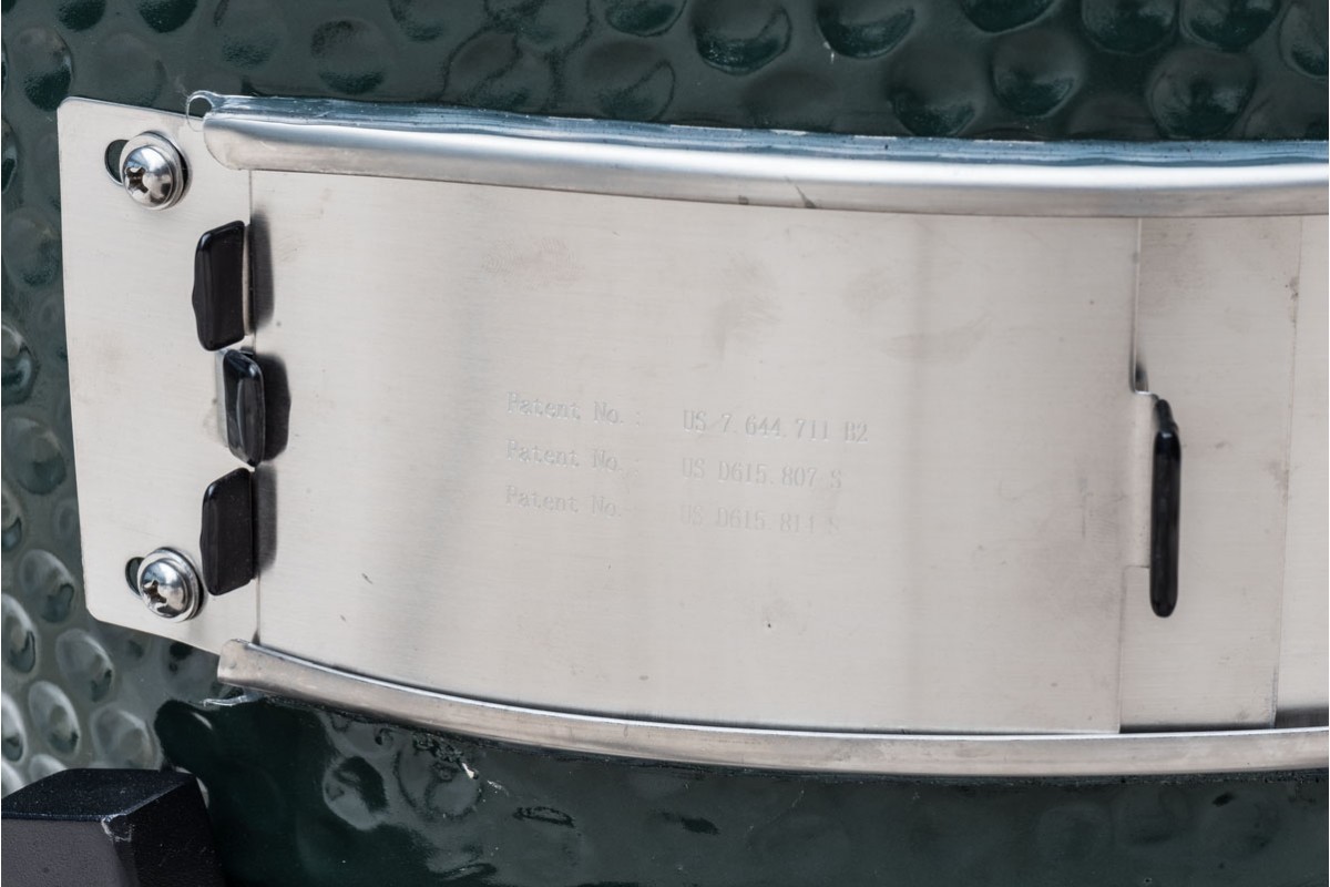 Заслонка нижняя металлическая для грилей Big Green Egg M-L 104045