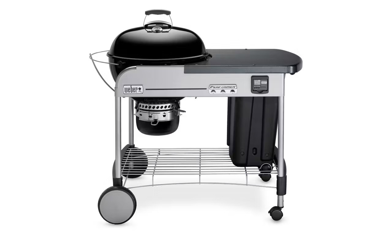 Угольный гриль Performer Premium GBS 57cm Weber 15401004