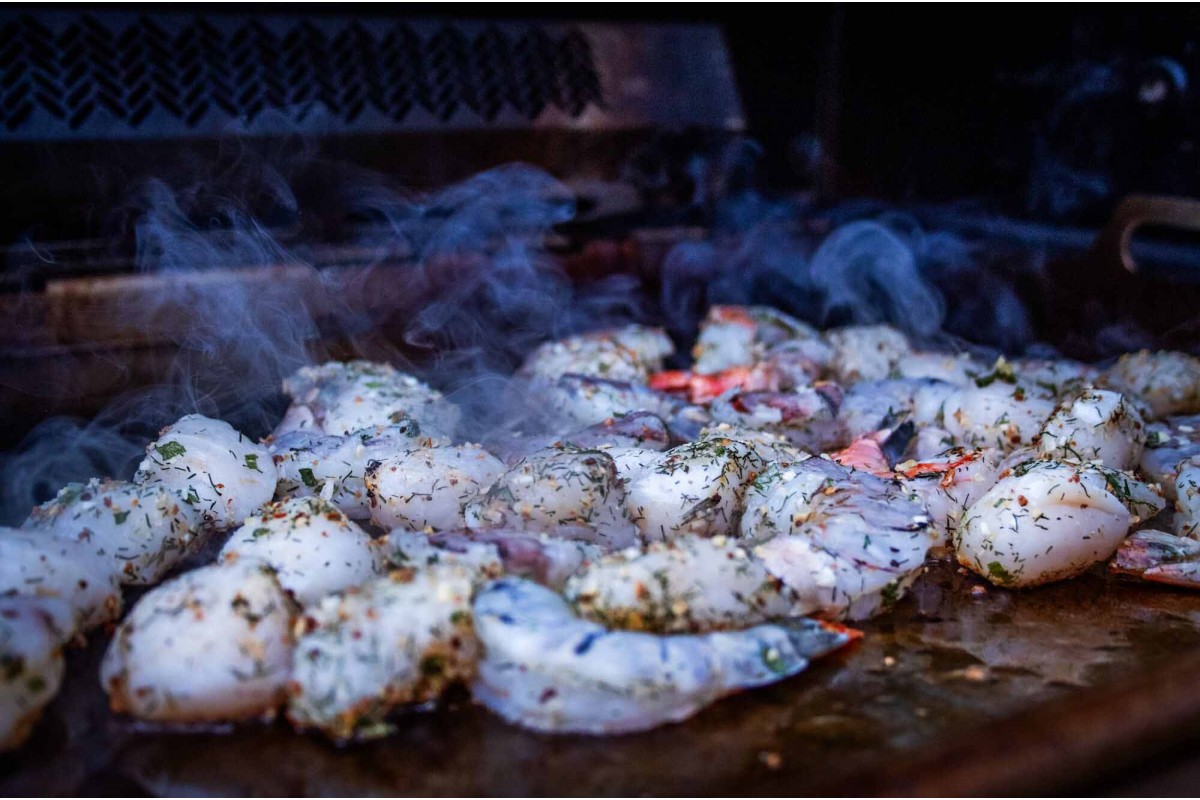 Планча из нержавеющей стали для газовых грилей Napoleon Rogue 525/Prestige/Pro/700 Series 56094