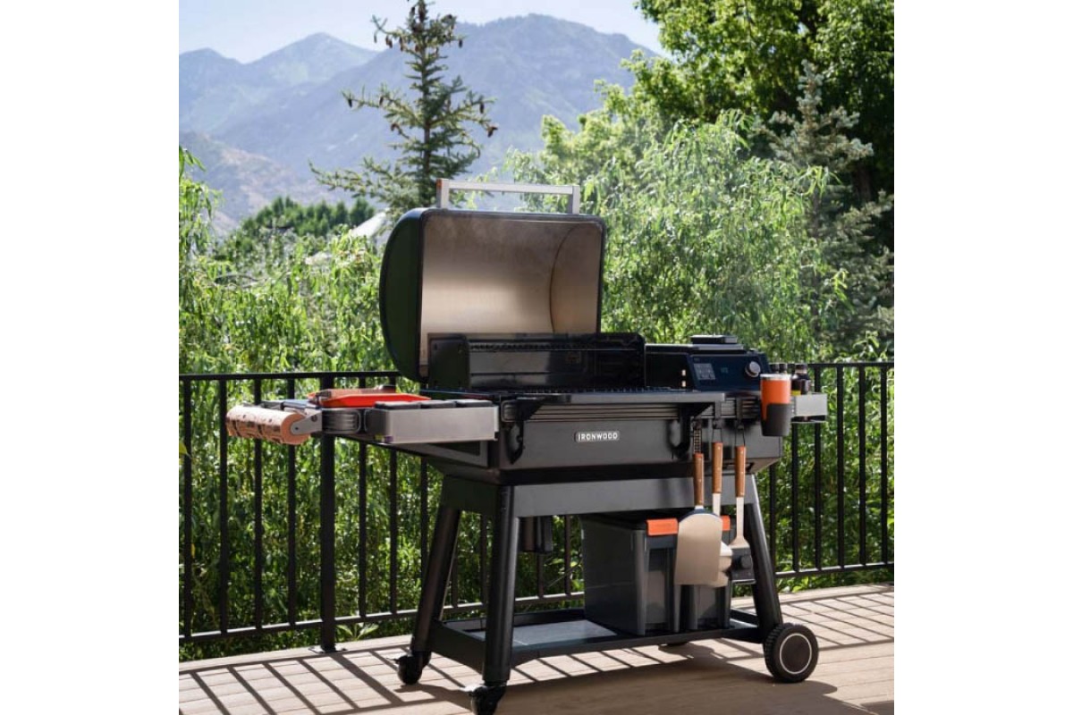 Пеллетный гриль Traeger Ironwood, черный TFB61RLGI