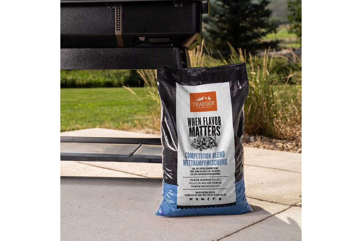 Пеллеты для гриля фирменная смесь Competition Blend 9кг 20л Traeger PEL417