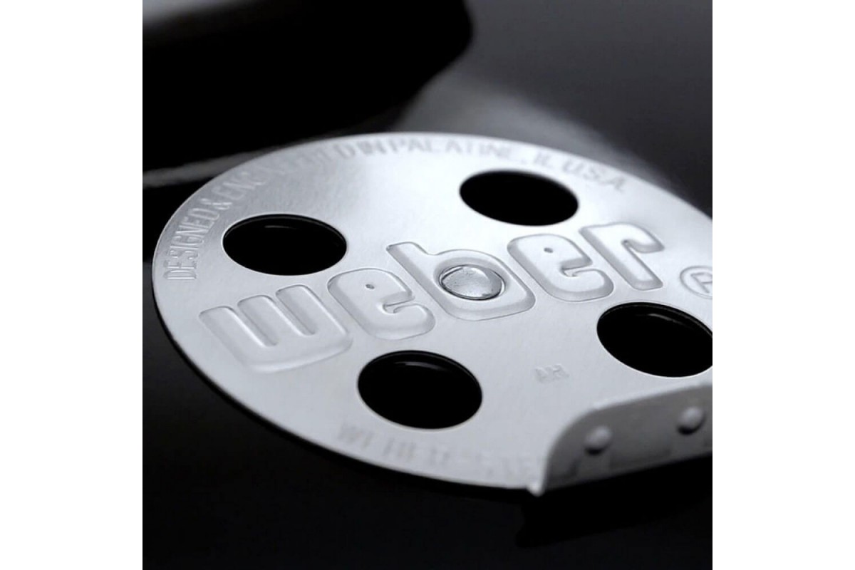 Угольный гриль One-Touch Classic 57 см черный Weber 1341504