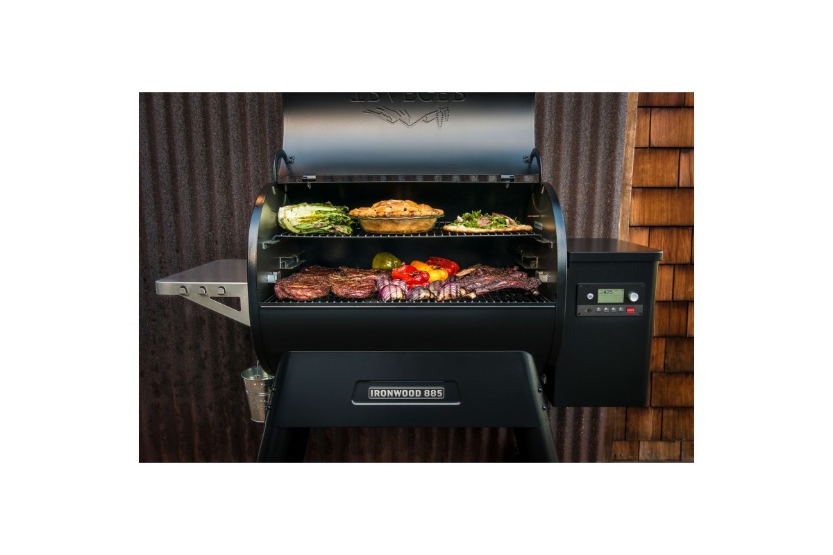 Пелетовий гриль TRAEGER IRONWOOD D2 885, чорний