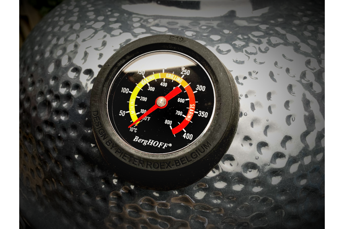 Средний керамический угольный гриль BergHoff черный 8500893