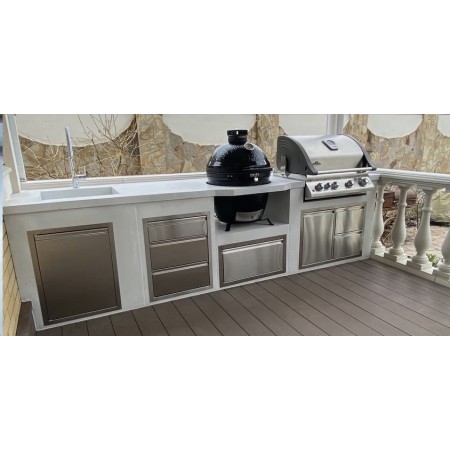 Уличная кухня в белом цвете с угольным Kamado Joe и газовым Napoleon (2,95 м.п.)