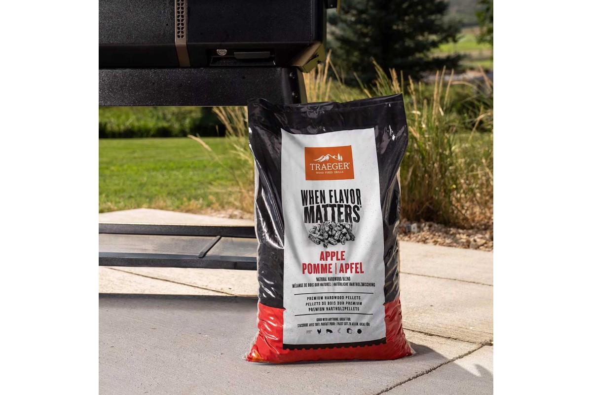 Пеллеты для гриля Яблоко 9кг 20л Traeger PEL415
