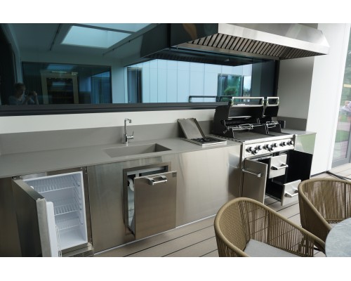 Дизайнерская кухня из нержавеющей стали с двухкамерным газовым грилем Imperial XLS тм BroilKing (4,17 м.п.)