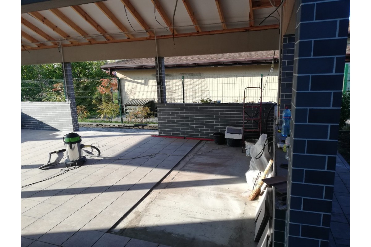 П-Образная бетонная уличная кухня с двухкамерным газовым грилем Imperial 690XL тм Broil King (7,43 м.п.)