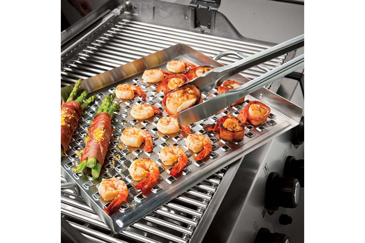 Деко для гриля перфороване 39х33*2.5см Broil King 69712