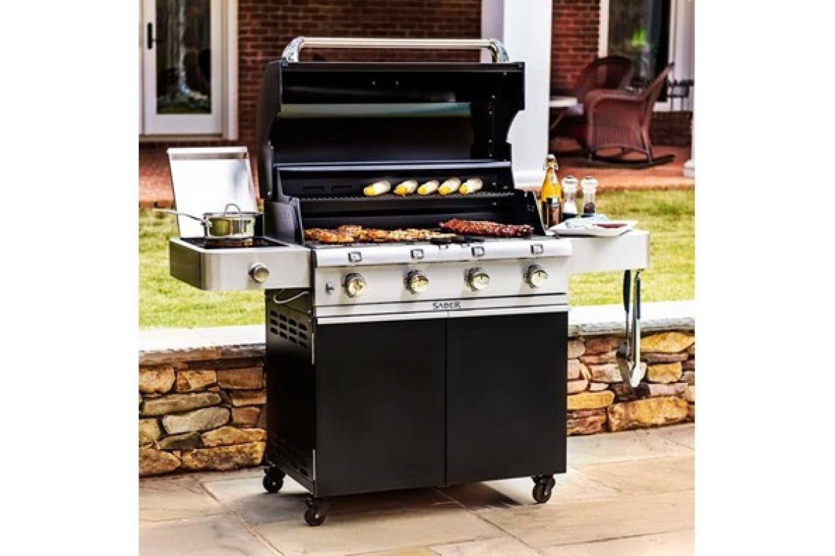 Газовый гриль Saber CAST 670 black R67CС1117