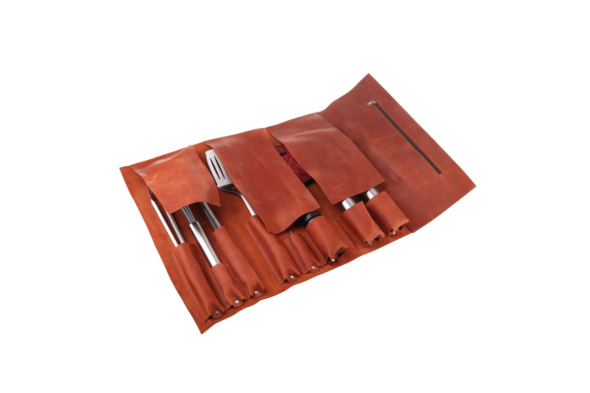 Скрутка для барбекю инструментов кожаная GRILLI 77716