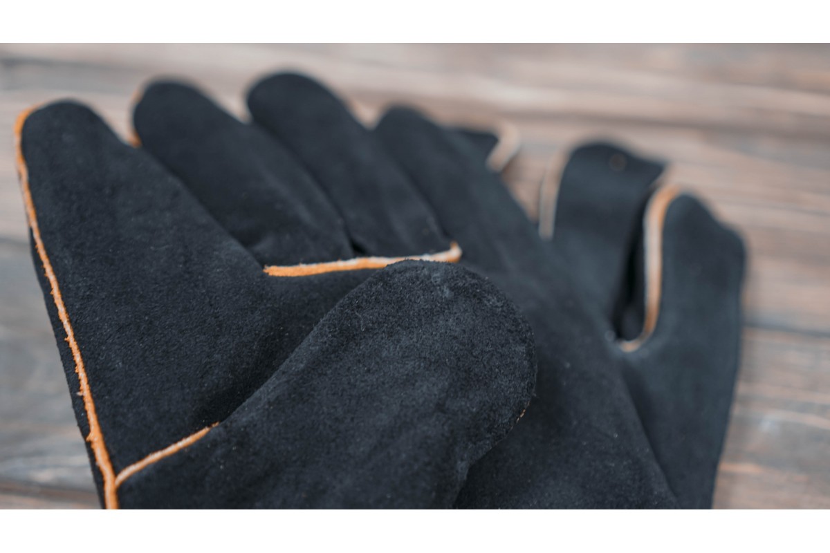 Термостійкі шкіряні рукавички для гриля 2 шт. GRILLI 777702